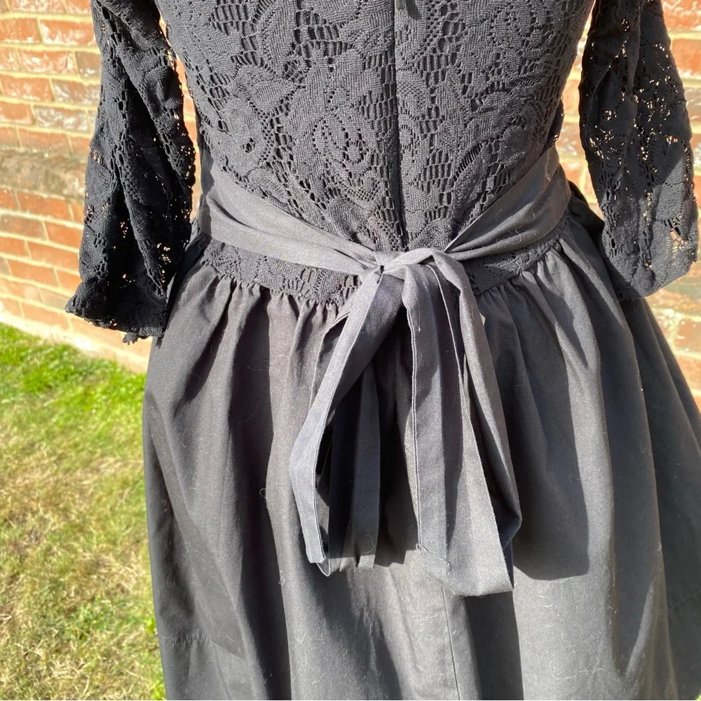 Topshop Black Lace Dress Size 12 Waist Tie Back Crop Sleeves Skater - Picture 6 of 11